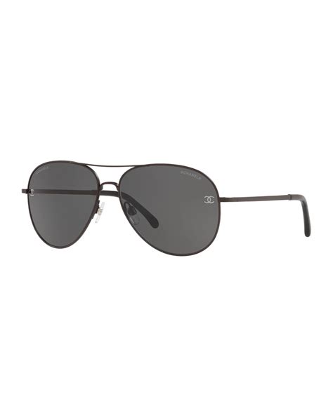 CHANEL Metal Aviator Sunglasses with Gradient .